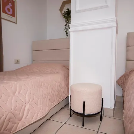 Appartement Helia - *